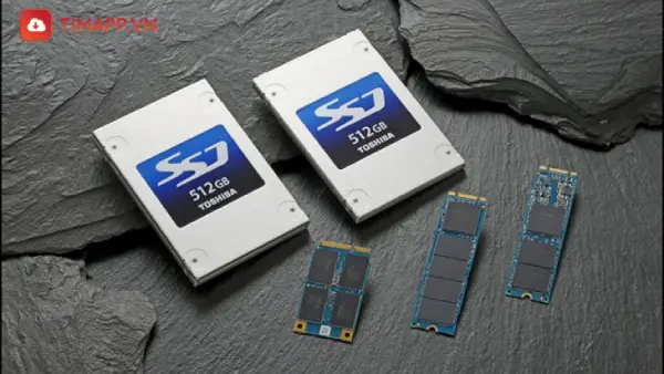 lắp ổ SSD để giải quyết lỗi máy tính khởi động chậm