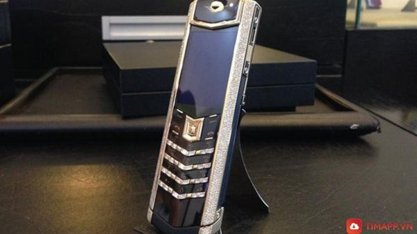 Điện thoại Vertu là gì? vì sao đắt