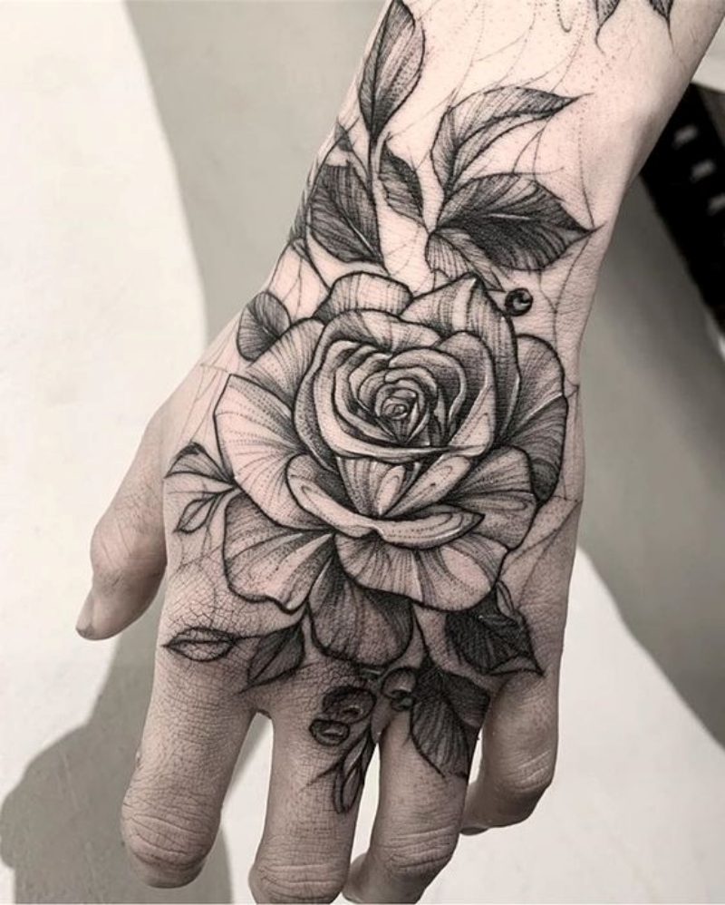 Hình xăm tay ấn tượng