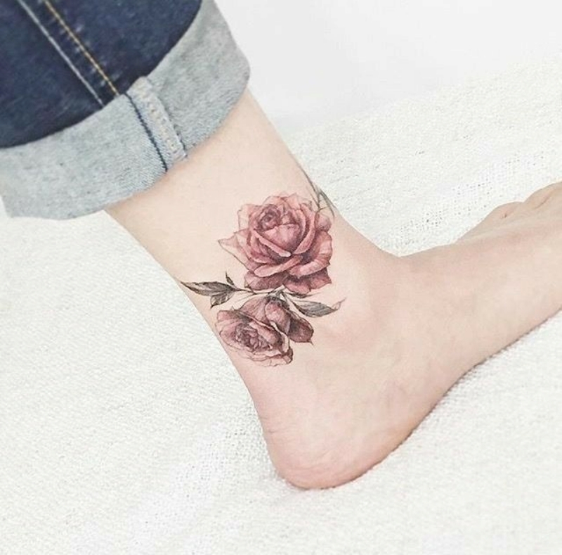Hình xăm cổ chân được yêu thích nhất